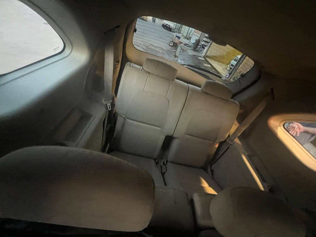 السلام عليكم سازوكي xl7 2008 للبيع او مراوس
سيارة مصبوغة حزام بدون ضرر  وعندي تصوير قبل الصبغ  
فول مواصفات عدا الفتحة 
محرك 3600
رقم واسط بأسمنا تحويل مباشر 
مكاني بغداد الدورة 
السعر 65
***********
