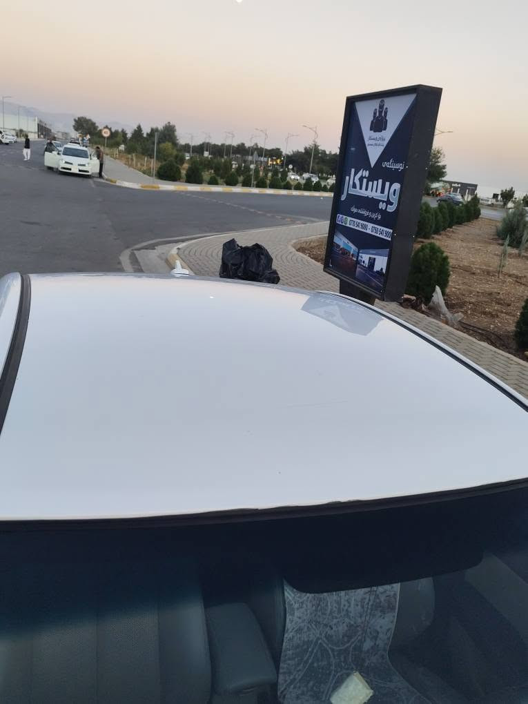 بە ناوی خوای گەورە 
ئاڤانتی خوار هه مو بازاڕ   کۆت کراوە 
2009قە ڀات مواسە فات بەس سڵایت نییە
زۆر جوانە سە قفی وەک شوشەیە 
بئشو دوای کە بسە گئڕو مە کینەی لۆکە 
دە کشن بە رزە قە باغ دە کشنی بئوەیە 
کامل مسرەف کراوە 
سعری 54گەڵاو مە جالئکی زۆر کەم 
***********
*********** السليمانية, العراق
