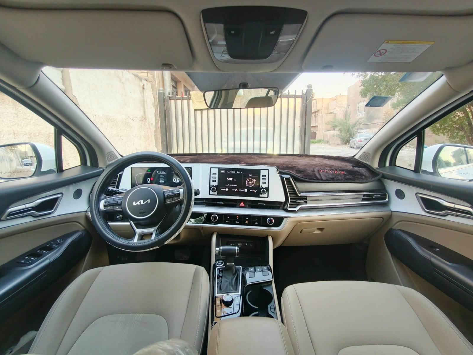 كيا سبورتج  خليجي موديل 24 رقم بغداد  باسمي فوول ماعدا البانوراما كفاله عامه ماشيه 30 الف  السعر 215
للاستفسار ***********
بغداد/شارع فلسطين

