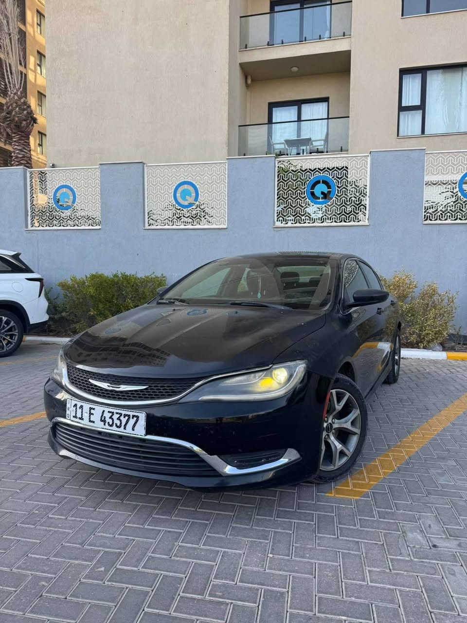 السلام عليكم
كلايسلر c200 2016 4 سلندر
مواصفات عاديه
كير ومحرك خير من الله
حداديه جاهزه
تبريد شغال
ما بيها نقص السياره
رقم بغداد باسمي
سنويه وهزه جديده
مكان السياره بغداد
السونار موجود بلصور
ابيع صبغ حزام 
السعر ٨٥ وبيها مجال بسيط

***********

