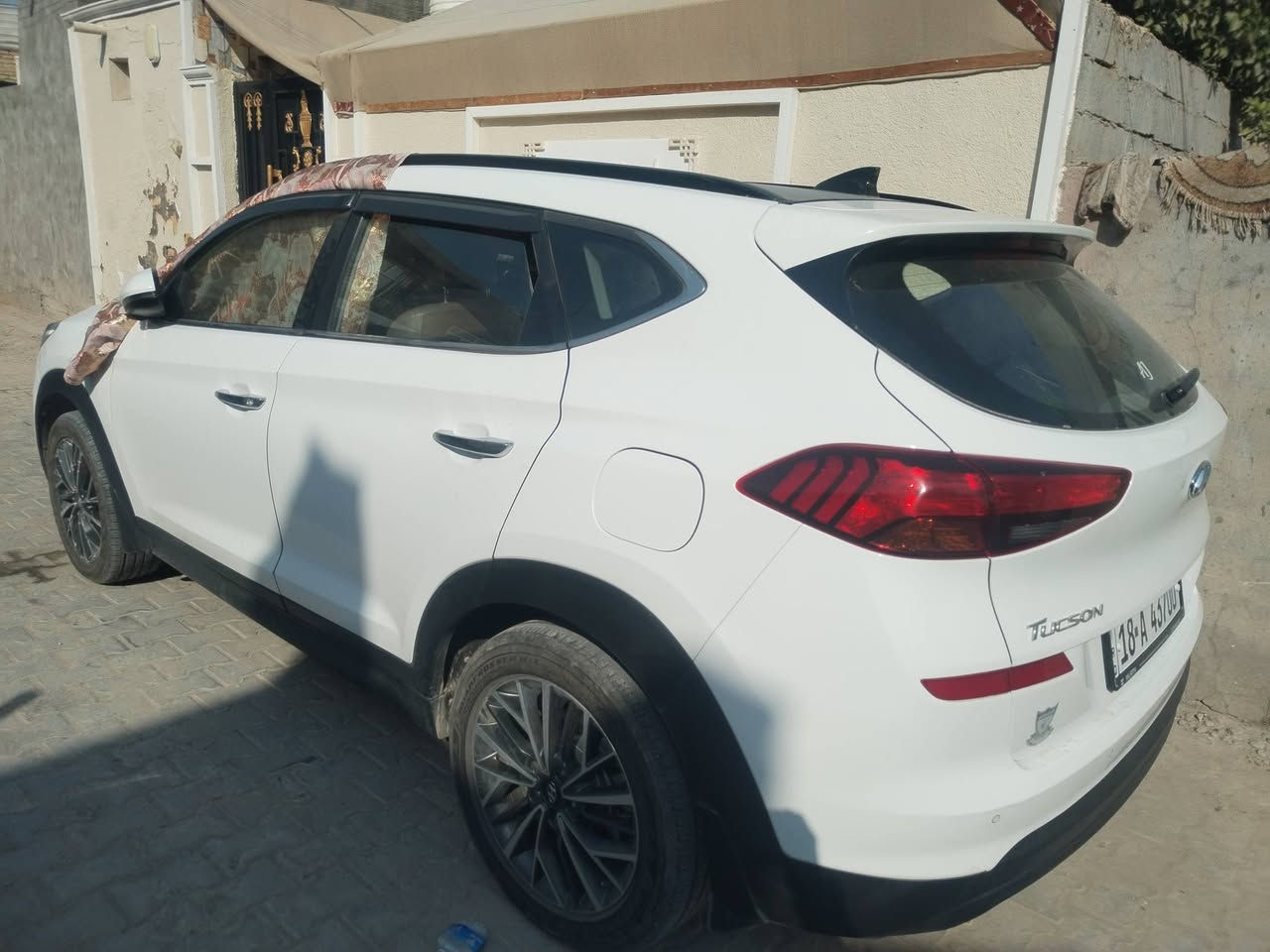 السعر ١٩٠$ وبيها مجال قليل
توسان خليجي 2019 مكفولة كفالة عامة حتى الدعاميات فول واحد على واحد بنو راما بصمة باب وبصمة تشغيل كشن كهرباء كشنات جلد شركة الكاصد رقم بابل بيها ملاحظة وحدة الباب الخلف العبري بها طخه حجم اصبع وما مسويها *********** ااا ***********
