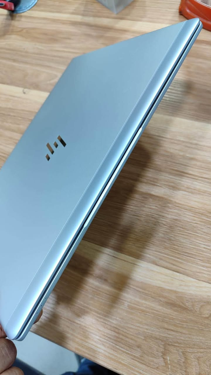 🔥 تصفية مخازن 🔥
💻 HP ProBook 640 G4

💥 عرض لفترة محدودة

💰 السعر: 366,000 دينار عراقي
📌 السعر قابل للتفاوض

━━━━━━━━━━━━━━━━━━

✅ المواصفات:

🔹 المعالج: Intel Core i5 – الجيل الثامن
🔹 الرام: 8GB DDR4
🔹 التخزين: 256GB SSD
🔹 الشاشة: 14 إنش FHD (1920×1080)
🔹 كرت الشاشة: Intel UHD Graphics 620
🔹 الاتصال: Wi-Fi + Bluetooth
🔹 المنافذ: USB-C – USB 3.1 – HDMI – VGA – LAN – قارئ SD

✨ جهاز نظيف، سريع، وجاهز للاستخدام.
🎓 مناسب للطلاب، الموظفين، والمحلات والشركات.

📞 للحجز والاستفسار:
***********
