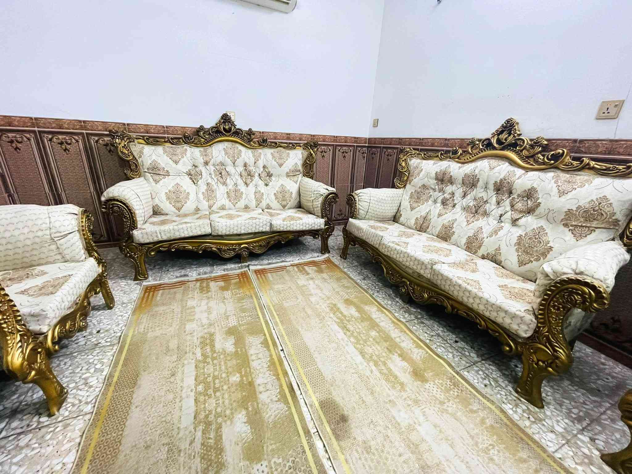 ملكي زان • ١٠ مقاعد • نضيف