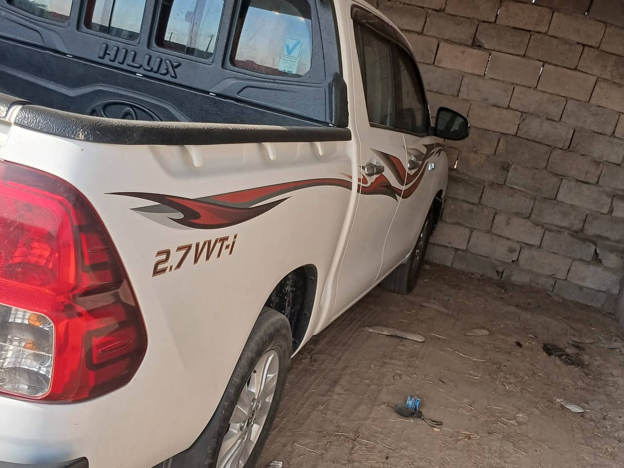 تيوته هايلوكس موديل 2020 سياره مسجله بسمي سنويه 27 سياره خير من الله لاتنقيص لا تيخير قطعتين تبريد ثلج سياره ما نقصه اي شي. *********** متواجد وتساب  لمو شراي لا يراسل
