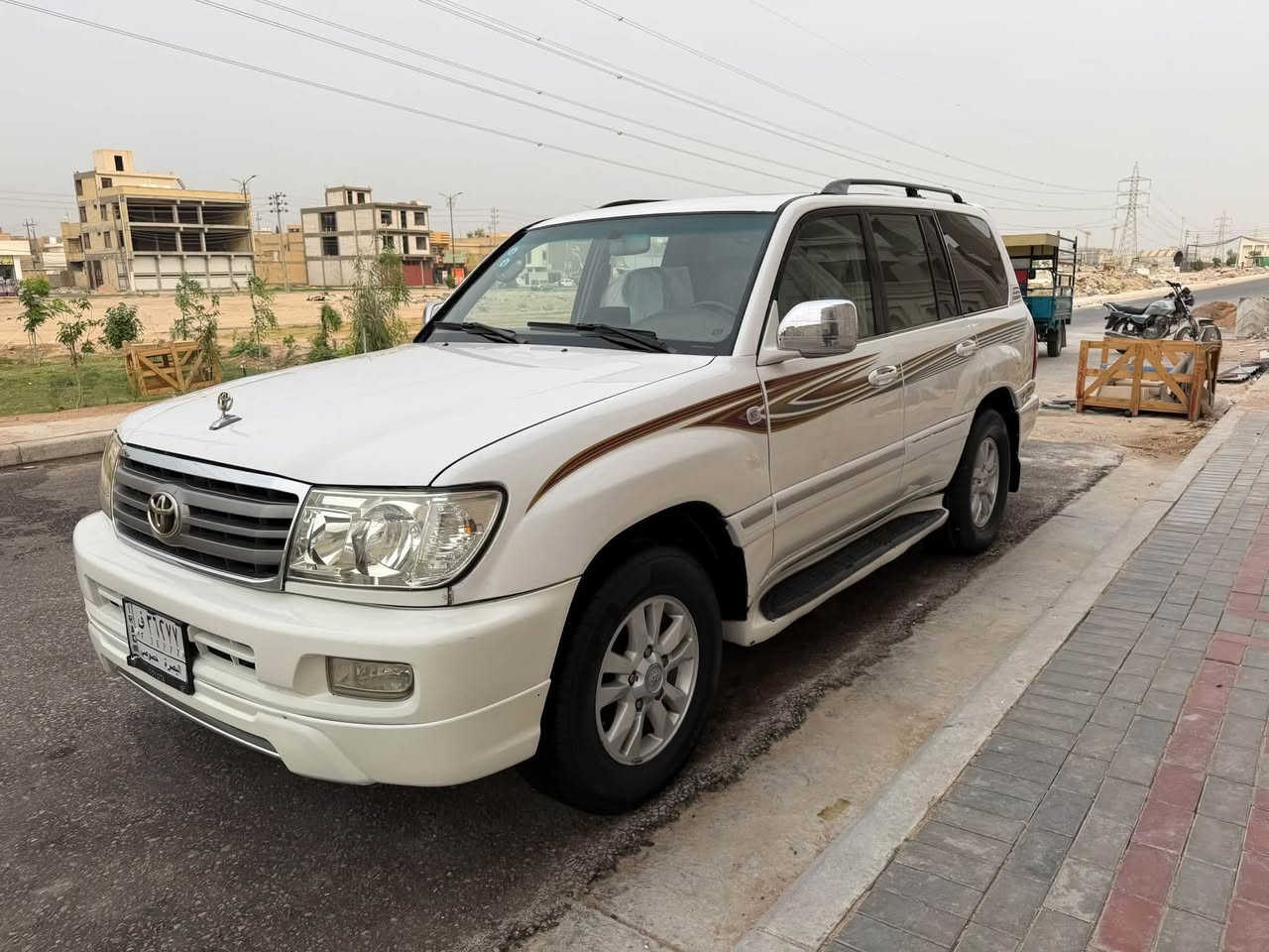 لاندگروز 2003 • رقم بصره • فول مواصفات
