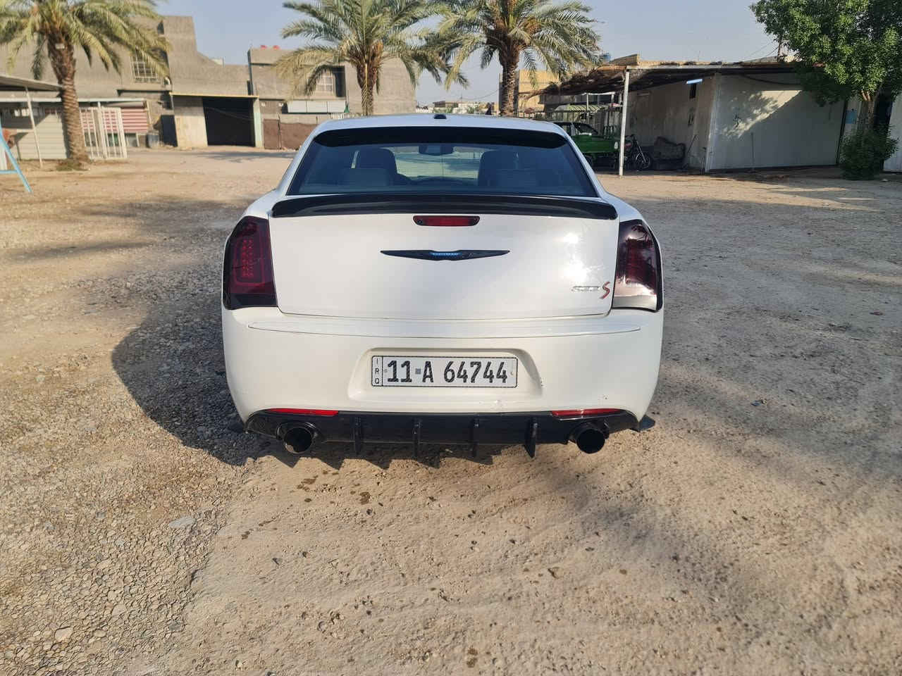 سلام عليكم اوباما ٢٠١١ محدثه ٢٠٢١ Srt هيمي ٨ رقم بغداد انكليزي باسمي داخله كلين للعراق بيه جاملغ الخلفي بي صبغ والباب الخلفي مبدل نفس الون بس ماطلع بالسونار مبدل
سلام عليكم اوباما ٢٠١١ محدثه ٢٠٢١ Srt هيمي ٨ رقم بغداد انكليزي باسمي داخله كلين للعراق بيه جاملغ الخلفي بي صبغ والباب الخلفي مبدل نفس الون بس ماطلع بالسونار مبدل مثل ماموجود بالسونار السياره فول ١ / ١
 مكينه جديده
تبريد ثلج
كشنات جلد اسود ملكي Srt 
خزن ميموري
اناره ترحيب 
تشغيل عن بعد
لايت زنون 
تخم تاير جديد 
كام شفت $ 300 Srt
تخم بلكات جدد
تخم دسكات جدد
كزوز ريمونت ب 500 $
برمجه مع العقل 2021  ب 500 $
كلش هواي مصروف عليه السياره
فول مواصفات واحله من الصوره 
السعر ١٣٥ وبيه مجال ***********
