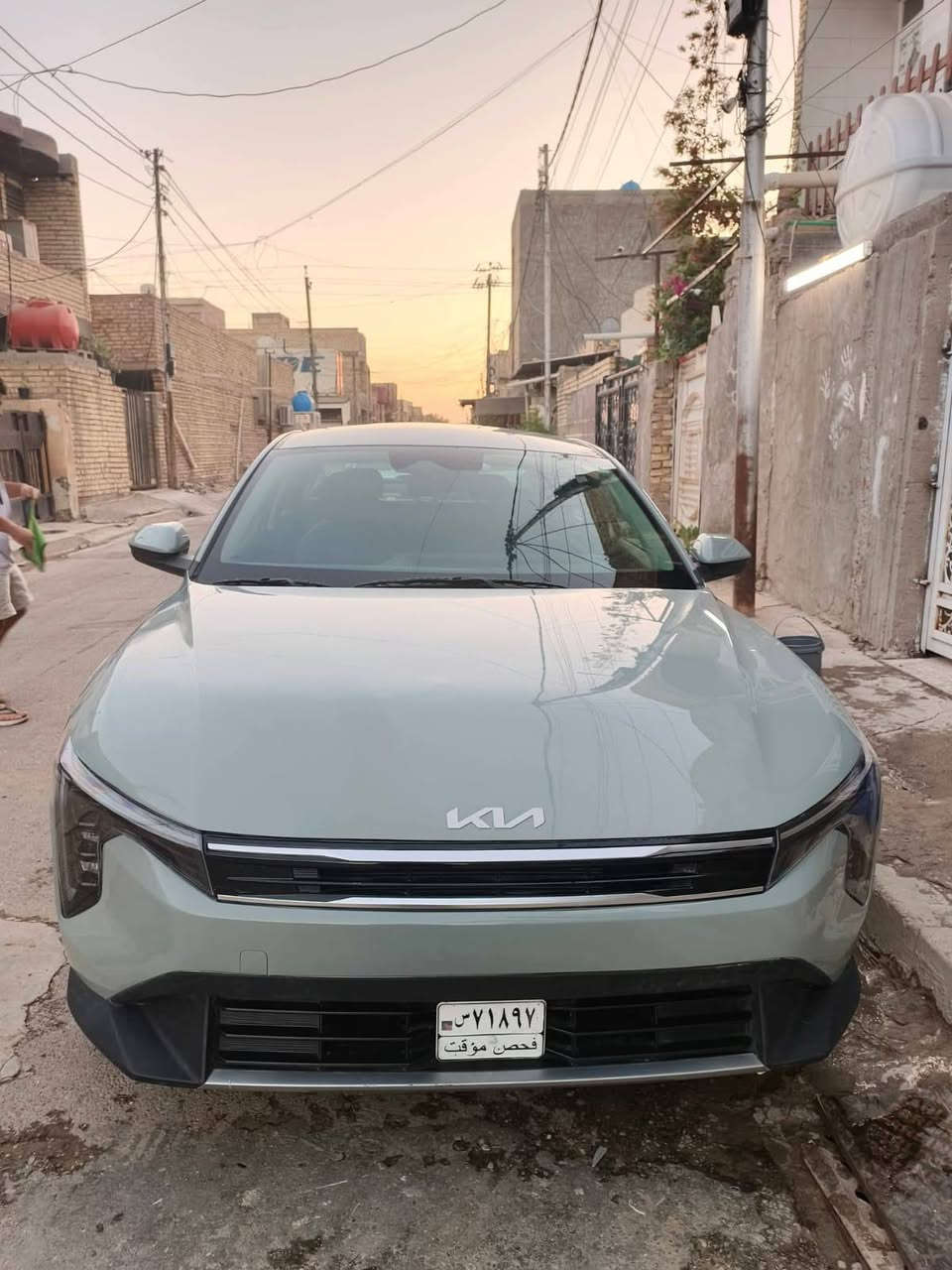 السلام عليكم
كي فور  K4
موديل 2025
وارد امريكي حادث بنيد شبر واحد 
الون اسمنتي 
مواصفات السيارة EX
تحكم أربعة جهات 
شاشه لمس متصله 
كامرة خلفية  
رادار امامي رادر خلفي توقف ذاتي  
هند بريك دكمه 
بصمة  + تشغيل عن بعد صندوق  ذكي 
نظام  ترحيب
انظمه قيادة 
تحديد مسار 
لايت عدسات 
لد مامي  خلفي  
محرك 2000
ماشيه ١٩
داخله شهداء 
 للتصال على رقم ‏‪***********‬‏
مكان بغداد 
السعر ١٥٥ وبيهه مجال حك الجيه
