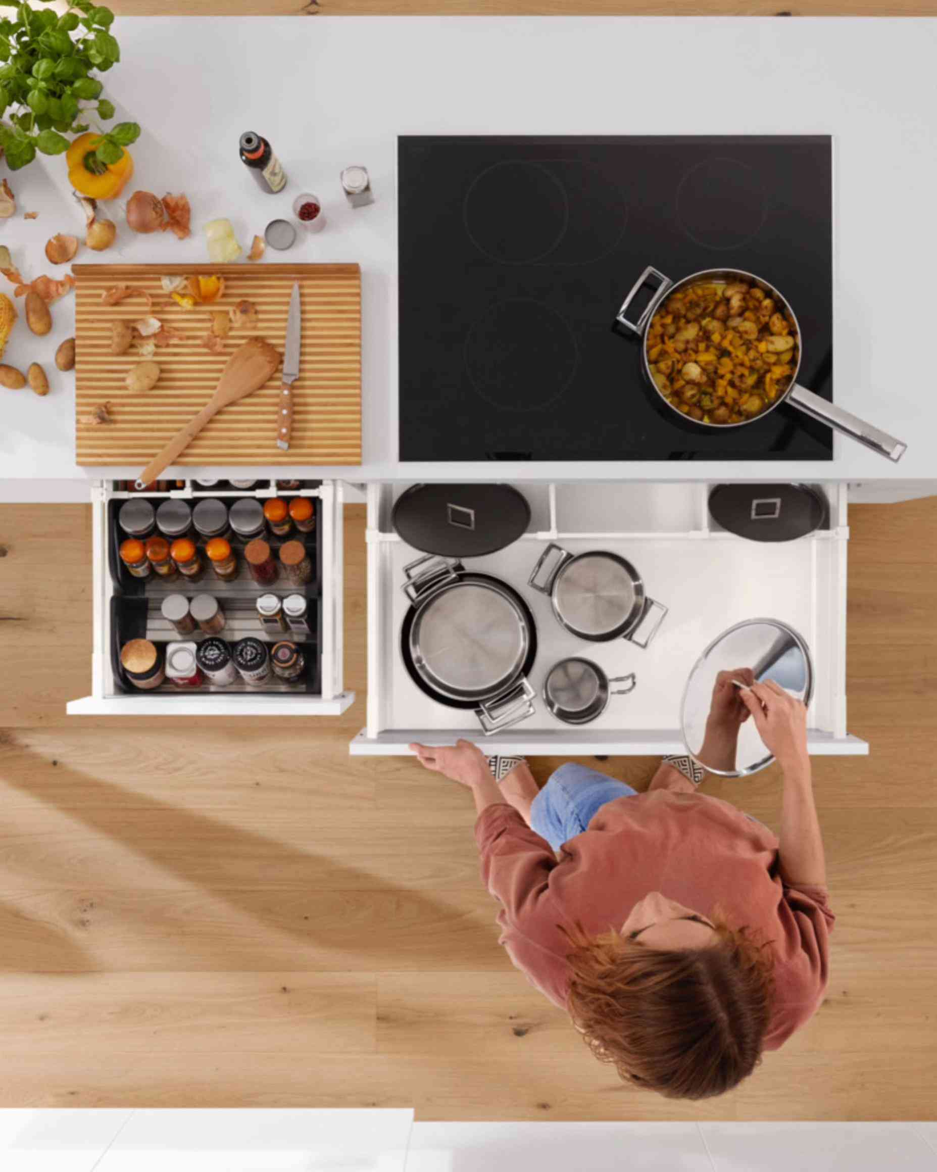 ‏✨ORGA-LINE SPICE HOLDER✨ بعد اليوم لا تخلي علب البهارات تتكدس بالدرج — مع ORGA-LINE من Blum كل شيء مرتب وواضح وبمتناول إيدك🧡.. ‏‎•مصنوع من الفولاذ المقاوم للصدأ والبلاستيك• لأحجام مختلفة من علب التوابل•لعرض درج 30سم•  عرض حامل البهارات 21.2سم• ‏‎صنع في النمسا 🇦🇹  ✨ ORGA-LINE SPICE HOLDER✨ From today on, don't let spice jars pile up in your drawer — with Blum's ORGA-LINE, everything stays organized, clear, and right at your fingertips 🧡.. •For different sizes of spice jars• For cupboard width 30cm• Width spice holder  21.2cm • Made from plastic and stainless steel• Made in Austria 🇦🇹  ‏‎‏‎‏‎🔵الوكيل الحصري لشركة BLUM في العراق ‏‎‏‎‏‎ضمان مدى الحياة💯 ‏‎‏‎‏‎شركة قمة التالين للتجارة العامة ‏‎‏‎‏‎‏‎📍العنوان: بغداد - كرادة خارج - ساحة عبدالقادر  الجزائري 📲*********** ‏‎‏‎‏‎‏‎لمعرفة الاسعار والتفاصيل  يرجى  مراسلتنا  WhatsApp على ***********  ‏‎‏‎‏‎‏https://linktr.ee/taleeniq ‏‎‏‎‏‎‏‎نسعى دائما لخدمتكم! 💙 !We always strive to serve you you! ‏#BLUM #BlumIQ  #BlumIraq #BlumBaghdad  #Blumaustria  explore OrgaLineSpiceHolder
