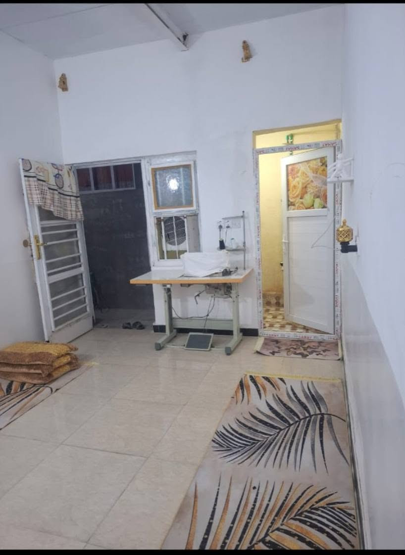 🏡 للبيع – حي الرشيد 🏡
فرصة ممتازة بسعر مناسب.
📍 حي الرشيد
📐 المساحة: 125 م²
يتكون من: ✔️ استقبال
✔️ صالة
✔️ غرفة
✔️ مطبخ
✔️ منور
💰 السعر: 28 مليون
📞 للتواصل: ***********
للجادين فقط، والتوفيق من الله.
