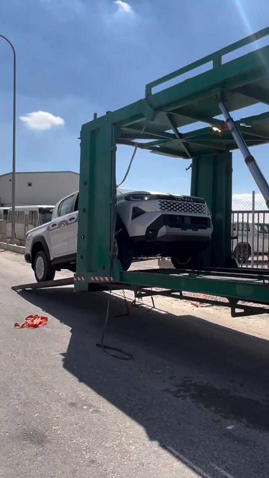 #Toyota #hilux #iraq#شركة_اسماعيل_البلداوي_لتجارة_السيارات 
