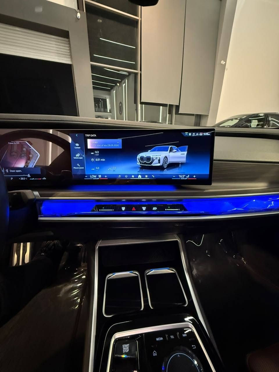 BMW 740i M PACKAGE 2023
Engine: V6 3.0 Turbo 🚀 
ژمارە هەولێر جاهیز 
30 هزار روشتووە 
بێ دەعم,, بێ بویاغ 💎 
دوو پارچە کلێری ئەمریکایە 
بێ ناوگرتن 
بێ ئێرباک 
پێش و پشت کەپس 💯 
وارد ئەمریکی 🇺🇸 
داخل قهوای بیلادی 🤎
سەقف لید,, داتاشوو ,, بانوراما,, شەغال,, 360دەرجە رادار , کامیرە , حساس .... 
نرخ 660 وەرقە و مجال 
📍شوێن هەولێر 
~~~~~~~~~~~
***********
***********
~~~~~~~~~~~
BMW 740i M PACKAGE 2023
Engine: V6 3.0 Turbo 🚀 
رقم اربیل جاهز 
ماشي 30 الف
بدون حادث,, بدون صبغ 💎 
بیها قطعتین کلیر امریکا 
بدون داخل 
بدون ایرباک 
بجم خلف کبس 🔥 
وارد امریکي 🇺🇸 
داخل قهواي بلادي 🤎 
سقف لید , داتاشو, بانوراما, شغال, 360 دەرجە رادار , حساس, کامیرة ....
سعر 660 ورقة بي مجال 
📍مکان سیارة اربیل أربيل, العراق
