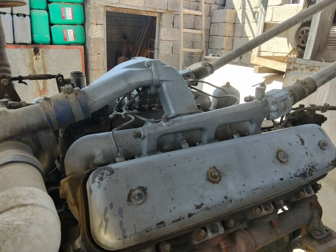 مكينه كراز للبيع أستندر المكان ديالى بعقوبه ***********
