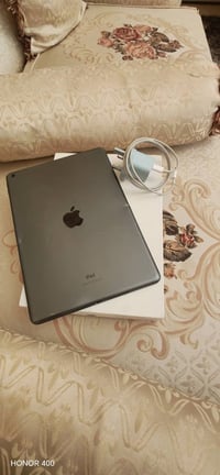 ايباد ٩ • ٦٤ • بطارية ٩٢