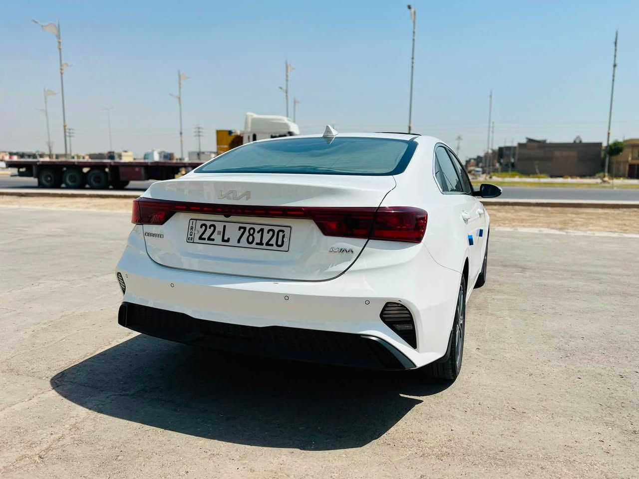 السلام عليكم ورحمة الله وبركاته 

🚘 للبيع – كيا سيراتو موديل 2023

✨ المواصفات:
• محرك 2000 
• فتحة سقف 🌤️
• حساسات خلفية
• كاميرا خلفية 📷
• ويل كروم ✨
• شاشة
• السيارة بحالة ممتازة جداً ونظيفة
• ⁠مري شفط 
• مكفولة بكفالة عامة ✅

💰 السعر: 177

📞 للاستفسار والتواصل:
***********
