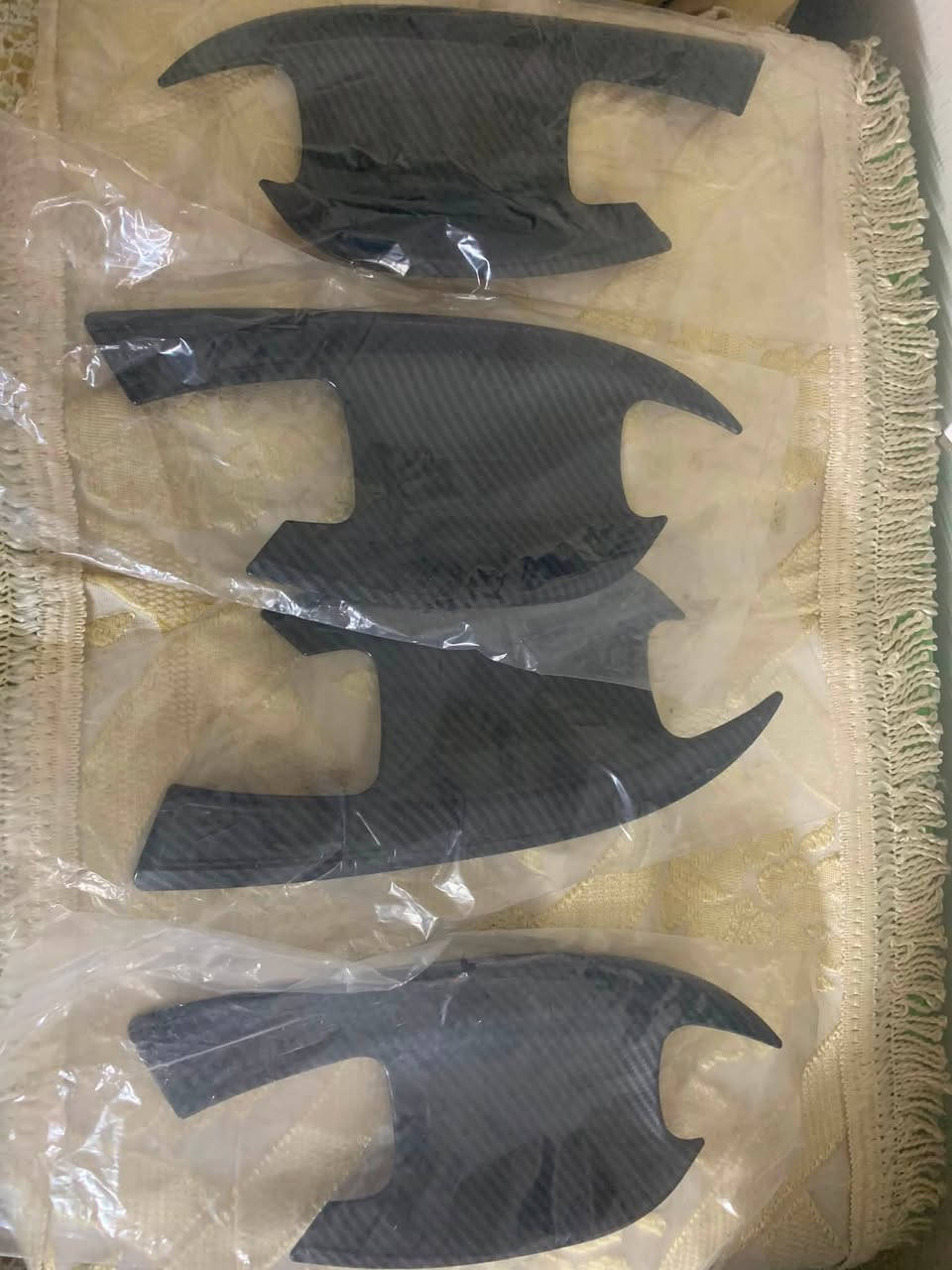 كفر تحت يدة فقط يعني بدون غلاف يدات
جديد غير مستخدم كاربون فايبر عدد 4 للبيع سعر 15 الف قفل مكاني بغداد كرادة
***********
