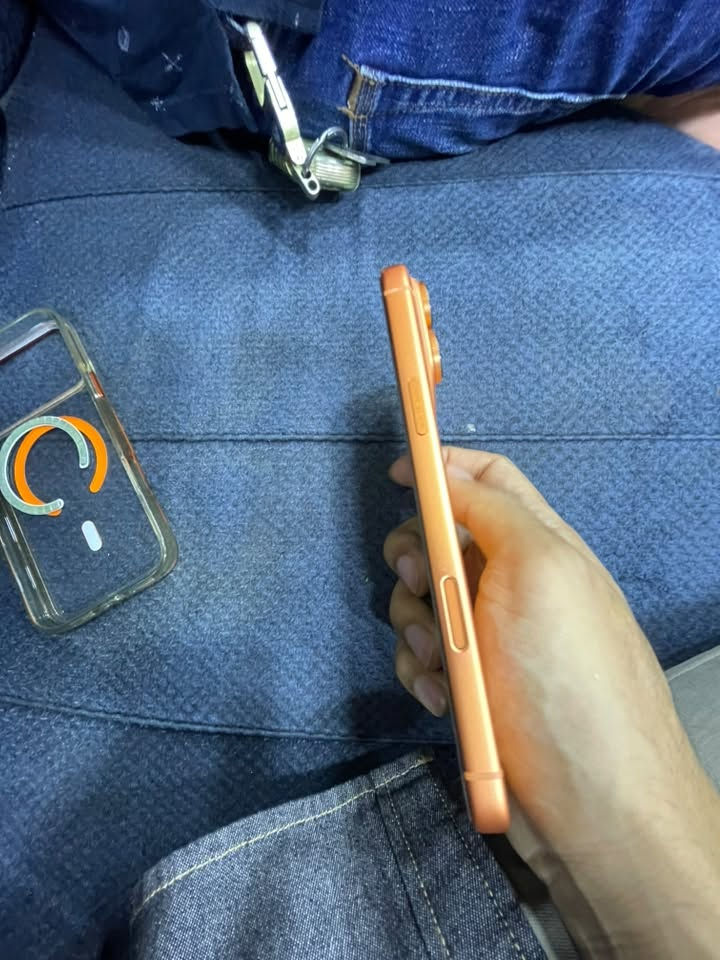 آيفون ١٧ برو ماكس • ٢٥٦ • بطارية ٩٧٪