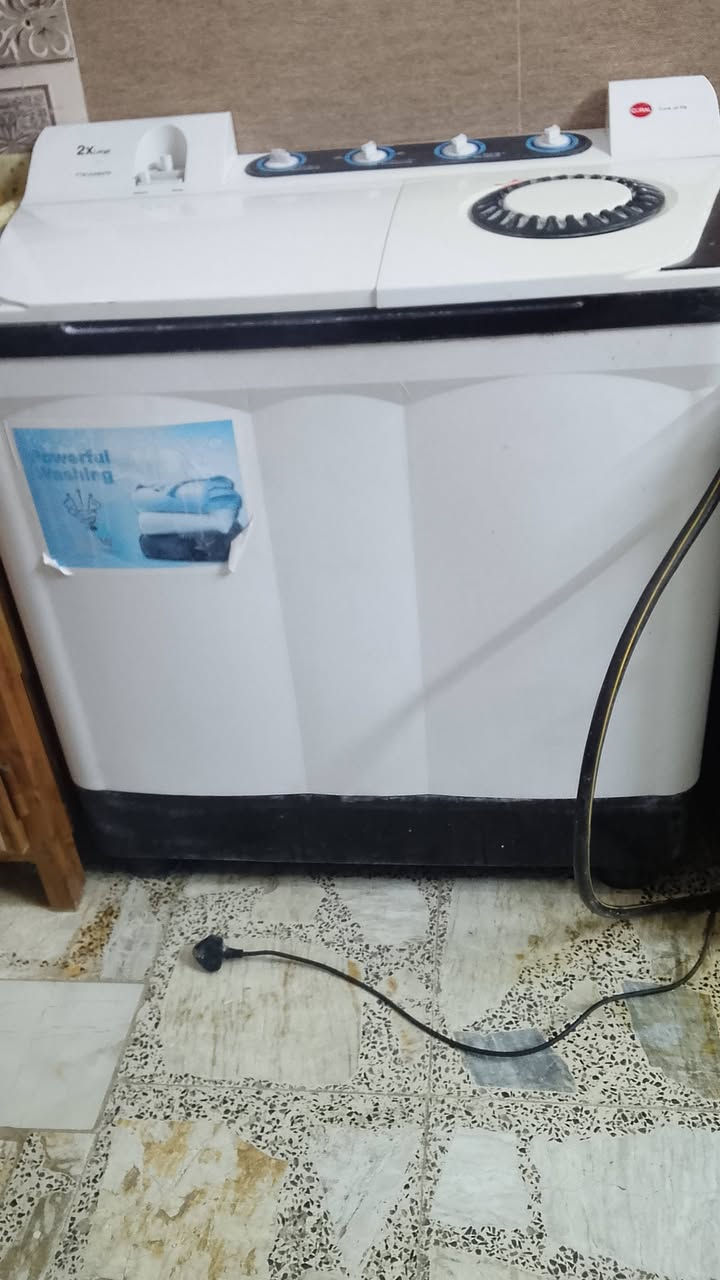اغراض بيت نضيفات جداً مستعجلين عالبيع مكاني حي الجهاد ***********
