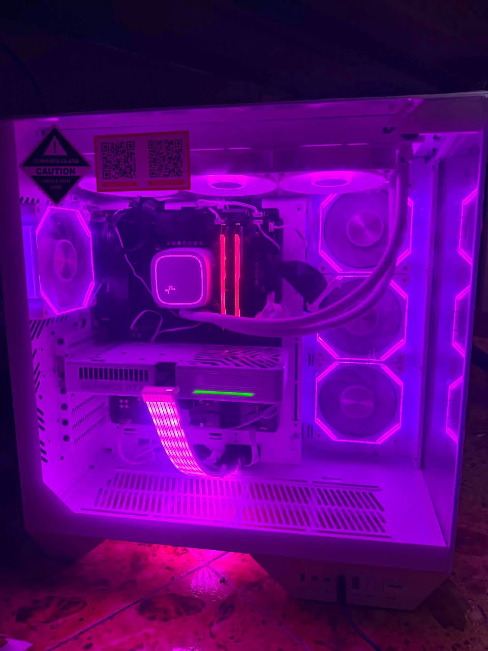 pc للبيع جديد كامل غراض + كراتين
2

CPU i7 12700k

Gpu 5060 

Mb/asrock 790 z

Ram 32/3600

Storg ١ m.2  

Power 850

Pc 2 

I5/12 
Ram 16 
HHD1
Power 700

مكاني محافظه بابل ومتوفر توصيل 

***********

نص مكتوب في الصور:
- i5 10th
- RTX 3050
- RAM 16 GB
- 1 TB HDD
- 256 GB SSD