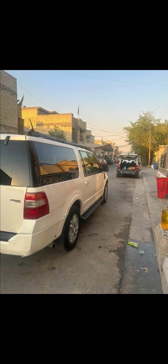 سلام عليكم اقره المنشور عدل ابيع قصد وحاضر ومراوس فورد اكس ابديشن موديل11خليجي طويله بيها جاملغ خلفي معمرومدل صندوك  حاروبيها ضربه طرف البنيد خمس اصابع يعني كلش  زغيره
رقم بغداد اجره تحويل ثاني. يوم بيها خط اربيل بيع بل خط او تريدها بدون خط مصبوغه لون حلبيبي حته تدخل  خط مابيها كل  حادث فقط المذكور  تبريد شغاله صدر امامي خلفي جديد مبدل نوواقصها جكات مال صندوك وكلوب مامي وحد اريدهااب 98 بدون خط الخط اب20 مكاني بغداد البنوك ***********
