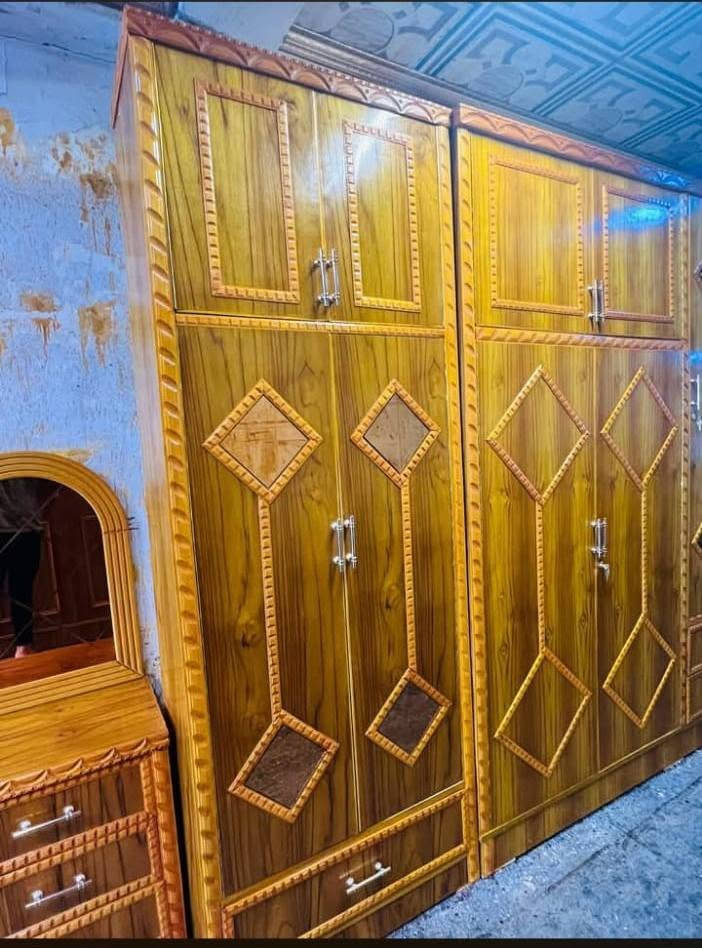 غرفة فصال تركي بخشب عراقي شرط 5 ملم جديد ما مستخدم من المعمل مباشر عليك.
6 قطع 

السعر : مليون و ربع (1,250,000)

و التوصيل مجاني 

استفسار : ***********
