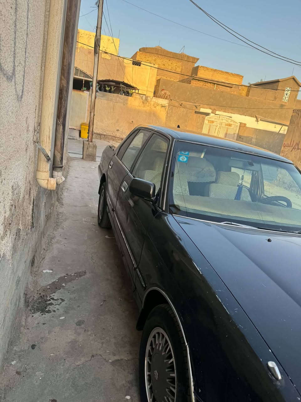 السلام عليكم 
أرنب موديل ٩٢ رقم بغداد بأسمي
مكينة ٢ ونص 
كلها شغال تبريد+كهربائيات 
رقم الموبايل ***********
السعر ٥٥ وبيها مجال للشراي 
مكان  واسط نعمانيه
