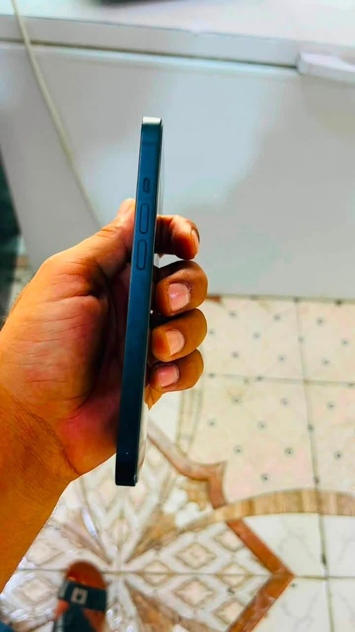 ايفون 13عادي ذاكره 256بطارية87دبل شريحه الجهاز بلادي مامفتوح شرط  النظافه١٠٠/١٠٠  
للاستفسار  *********** 
سعر 500وبي مجال قليل

