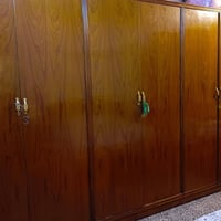 غرفه نوم خشبيه تكمه خشب متين متكامله الغرفه مستعمله بحالة جيدة واضح في...