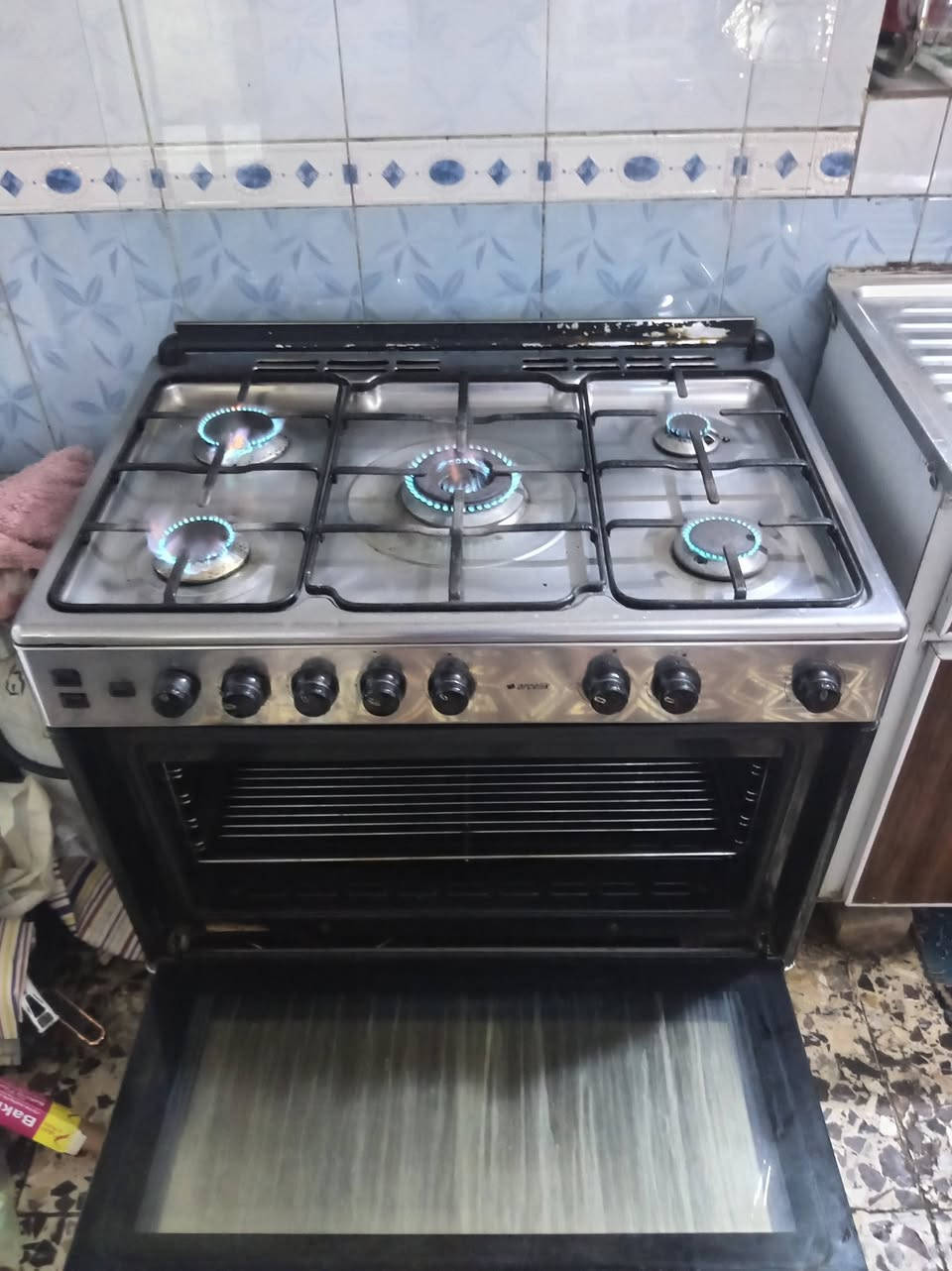 طباخ كريازي • نظيف • ٨٠×١٠٠