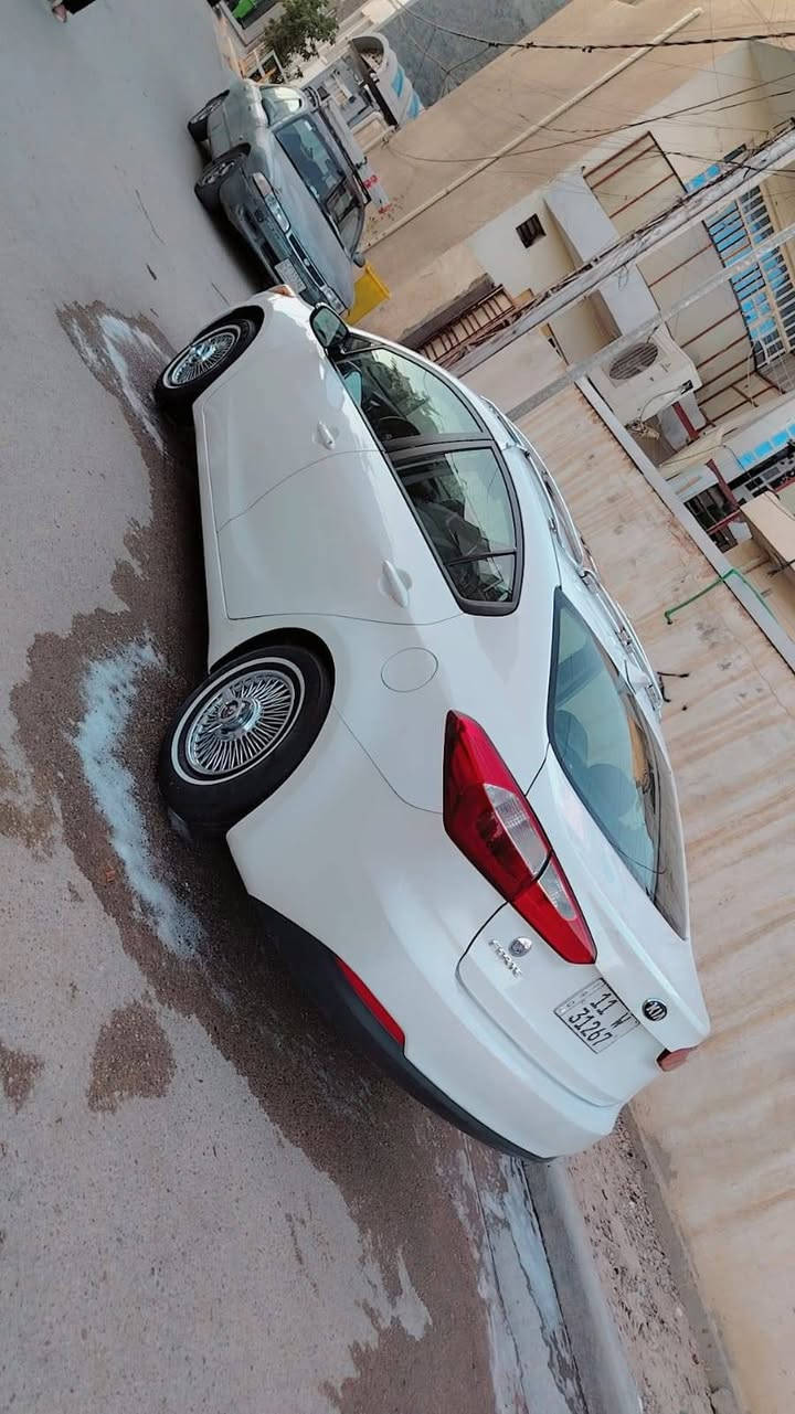 سلام عليكم
فورتي ١٤
سياره تريد بيها غراض تريدها ناشفه
تحويره ١٤ وتخم تاير زيرررر
كب كلكسي زيروووو
سيبابه زيرووو
مدوشمه بطن عام
كير مكينه كفاله
ماشيه ١٧٢ الف
حادثها طخه بل بنيد 
سياره مال جناي مصروف عليها خير من الله
مكان السياره بغداد اليرموك
ب١٢٣ وبيها مجال 
***********
