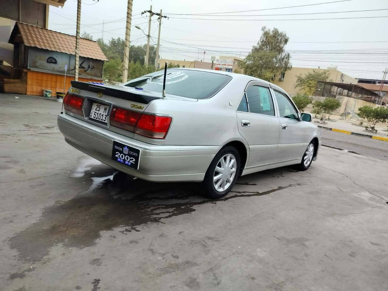 سلام عليكم سياره ملكه 2003سياره دكمتين كفاله عامه من الكص والعيب الشرعي ومن الضربه والمعجون محرك ديفور صغير كير ومكينه وحداديه تخم تاير جديد سياره بسمي مشروع وطني ثاني يوم اداور سعر 120وبيه مجال 
مكاني واسط نعمانيه 
رقم ***********
