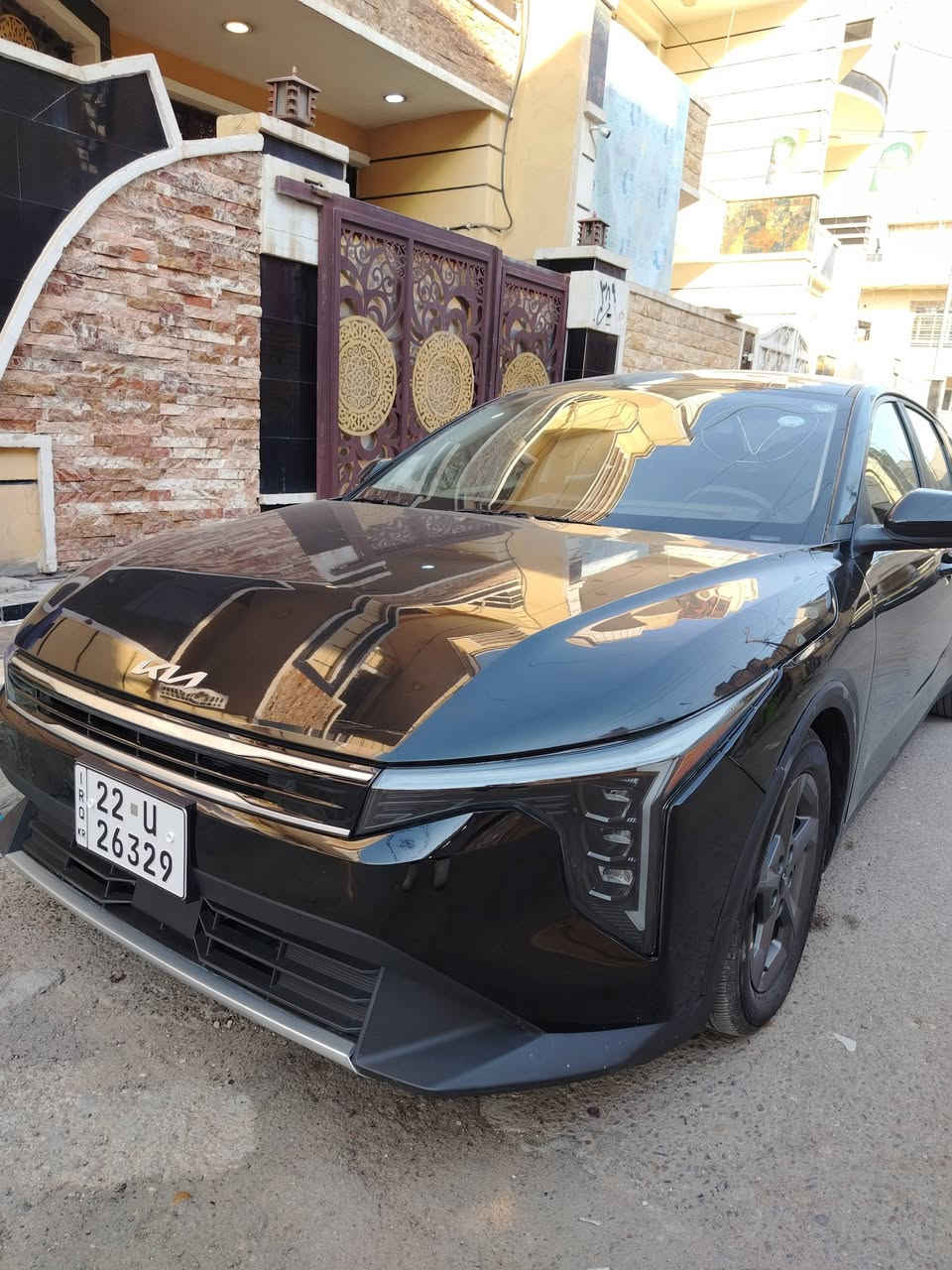 كي فور 2025 مواصفات
محرك 2000 دوش 
بوضع زيرو ماشيه ٩ الف 

مواصفات 
بصمة 
بصمة ابواب 
بصمة جنطه مع حساس اقتراب 
تشغيل عن بعد 
دخول ذكي 
لد امامي خلفي 
منافذ شحن خلفية 
شاشه متصل 
اوتو هولد 
سايد بريك اوتو دكمه 
فول تحكم ستيرن 
فول قياده ذاتيه 
كامره خلفية دقه عاليه 
كامره رادار مع حساس اوتو ستوب 
تحديد مسار + تحديد مسافه امان 

حادث سياره 
بنيد صبغ فقط وجاملغ بارد

عنوان : بغداد الدورة 
السعر : 162 
استفسار : ***********
