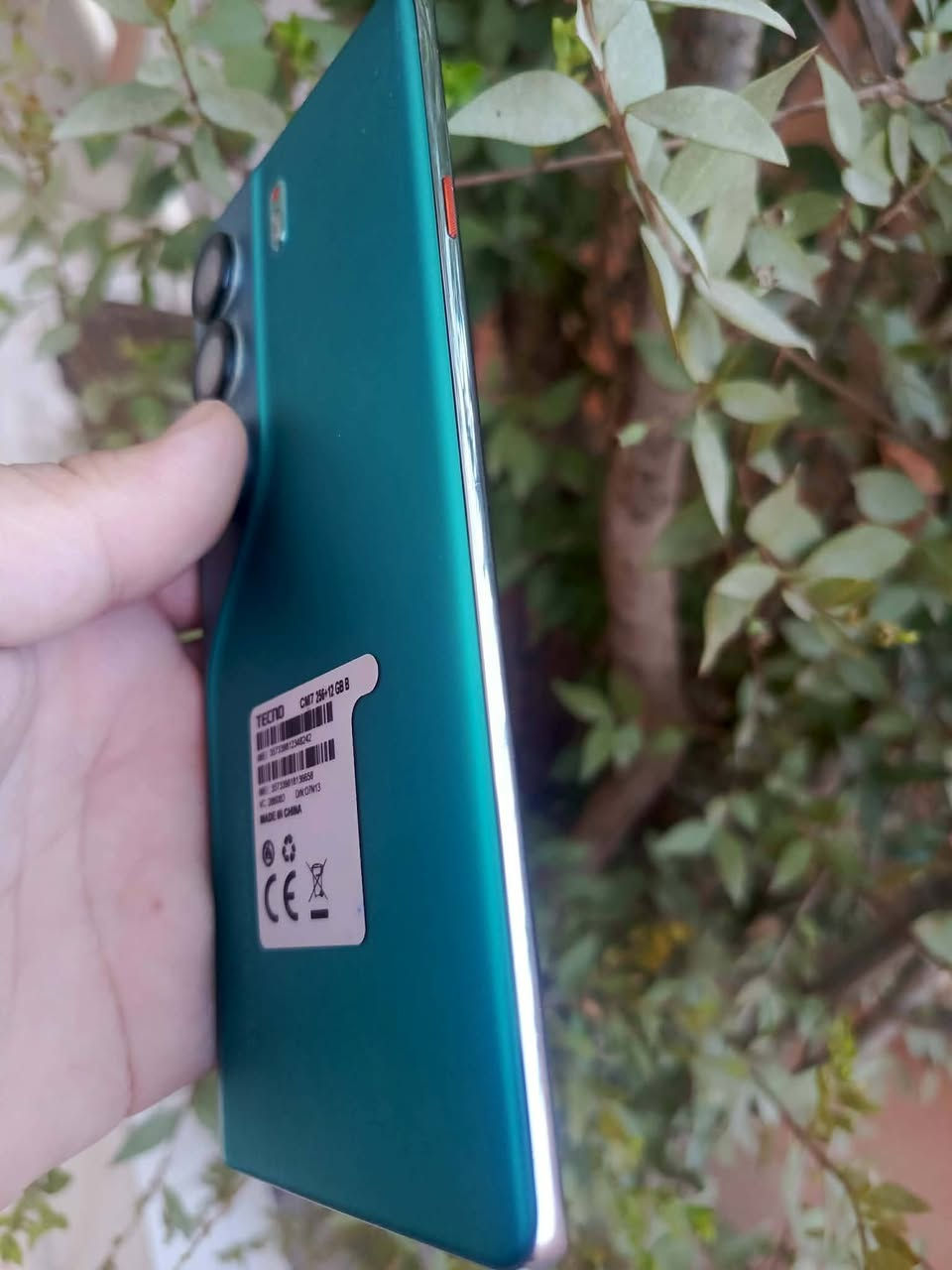 تكنو كامون 40 برو  5G
ذاكره 256
رام 8+8
بطاريه 5200mAh
غني عن تعريف سعرو 365 كارتونو موجود استخدام قليل جدا 
شراي علق اني ادخل خاص
***********
