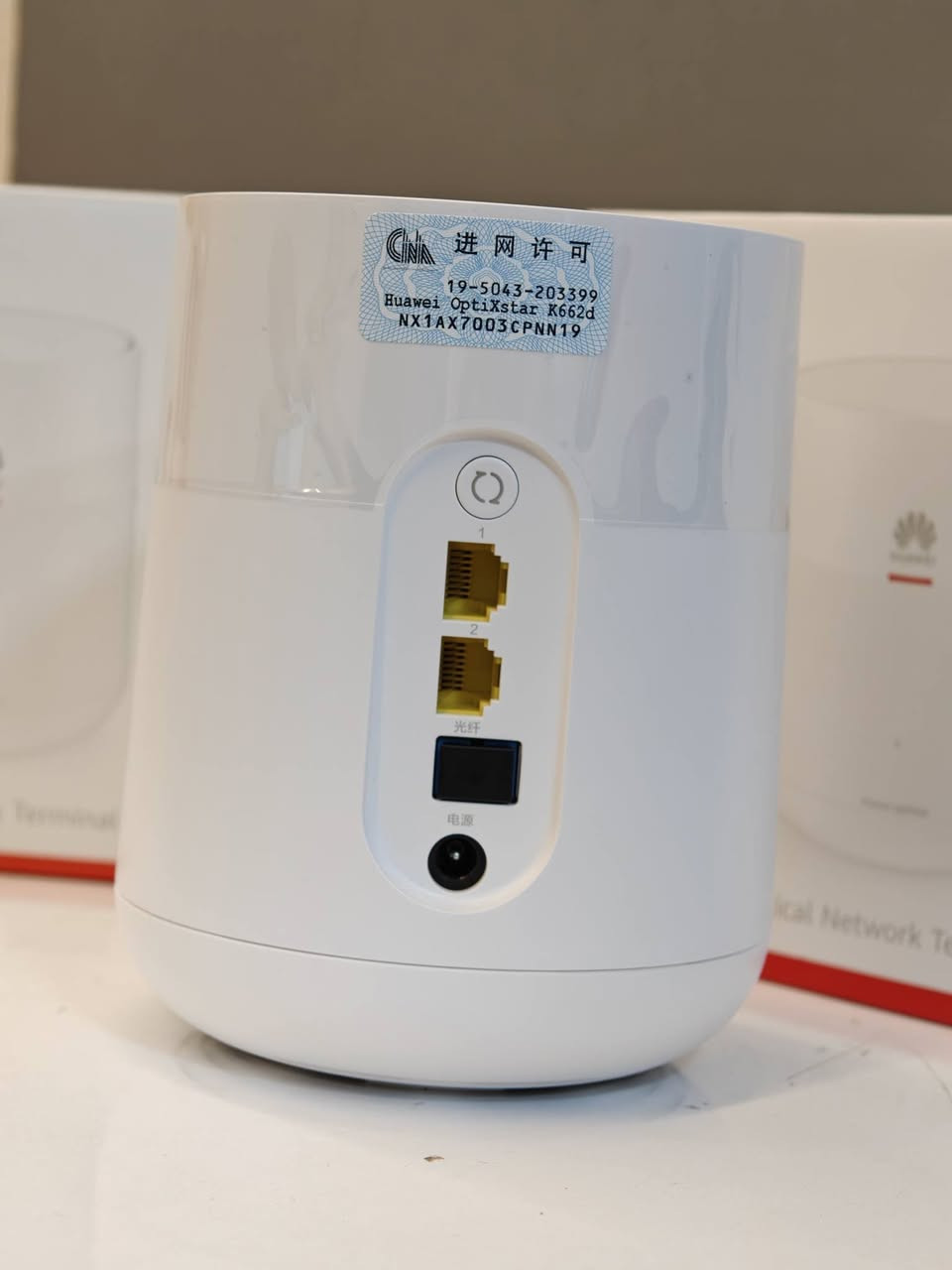 🔥 مجموعة الضامن المتحدة 🔥
📞 للطلب والاستفسار: ***********
📍 العنوان: الديوانية – شارع الفرق الموسيقية

📡 متوفر جديد | HUAWEI K662D – AX3000
✨ الجهاز جديد بالكامل مع العلبة وملحقاته

🚀 راوتر ONT من HUAWEI بتقنية Wi-Fi 6، مناسب للي يبحث عن سرعة عالية، تغطية قوية واستقرار أفضل للشبكة.

⚡ أبرز المواصفات:
🔹 قوة AX3000
🔹 تقنية Wi-Fi 6 الحديثة
🔹 سرعة لاسلكية تصل إلى 3000Mbps
🔹 تردد 5GHz بسرعة تصل إلى 2402Mbps
🔹 تردد 2.4GHz بسرعة تصل إلى 574Mbps
🔹 يدعم شبكات FTTH – الألياف الضوئية
🔹 منفذ ONT للألياف الضوئية
🔹 عدد 2 منافذ LAN Gigabit
🔹 تغطية قوية واستقرار ممتاز للاتصال
🔹 مناسب لربط عدة أجهزة في نفس الوقت
🔹 إعداد وإدارة سهلة للشبكة
🔹 مناسب للمنازل، المكاتب، الألعاب أونلاين، المشاهدة والبث وكاميرات المراقبة

📦 الحالة: جديد ✅
📡 HUAWEI K662D | Wi-Fi 6 | AX3000

📞 ***********
📍 مجموعة الضامن المتحدة
الديوانية – شارع الفرق الموسيقية

