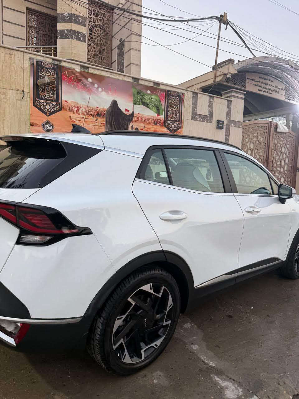 السلام عليكم
سبورتج 2024 خليجي فول مواصفات فتحه كشنات كهرباء والباقي معروف ماشيه 52 الف بغداد تحويل ثاني يوم السياره مكفوله كفاله عامه والسياره متعوب عليه السعر215 وبيه مجال بسيط حك الجيه
***********

