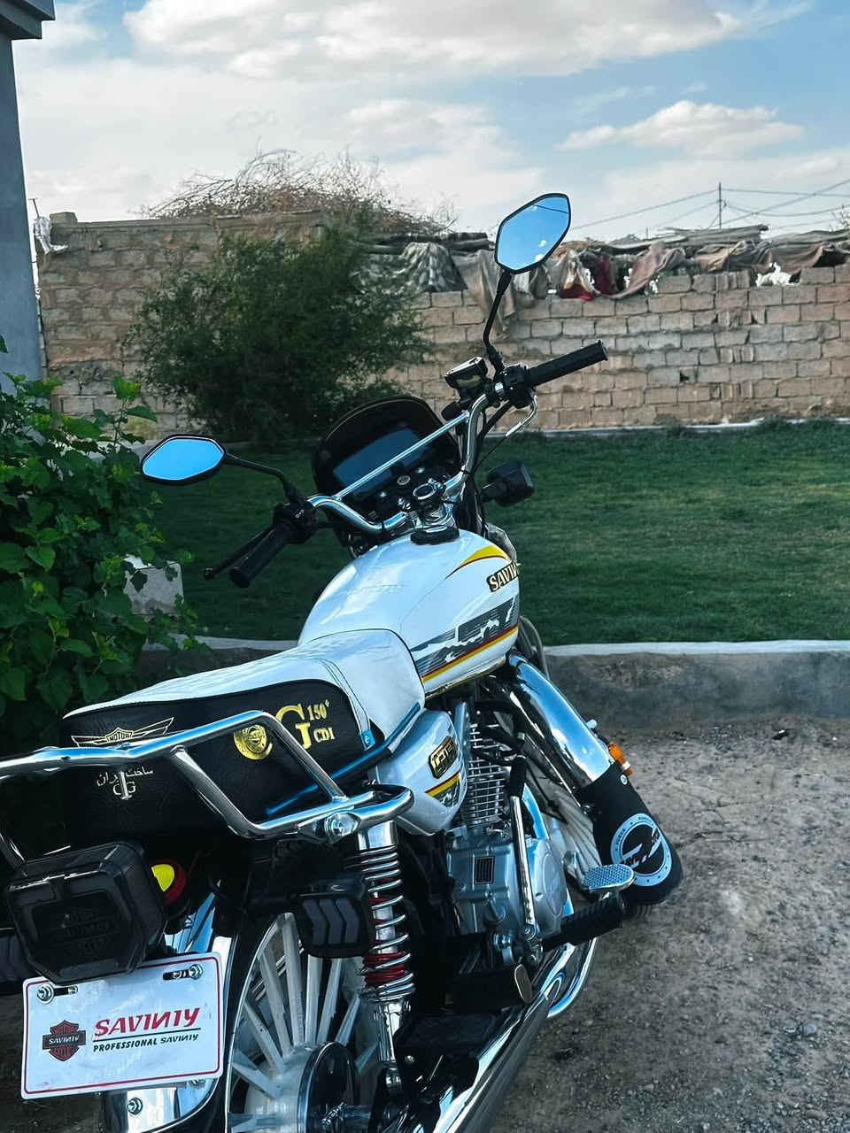 بسبب الوعود الكاذبه

السلام عليكم دراجه للبيع 
نوع:سافان✨
موديل:2026
مواصفات:بصمه تشغيل عن بعد سويچات 2 كنترولات 2
الموطور كلو شرط
منفيس موجود
اتصل:***********
مكان الدراجه الزاب الصباغيه
