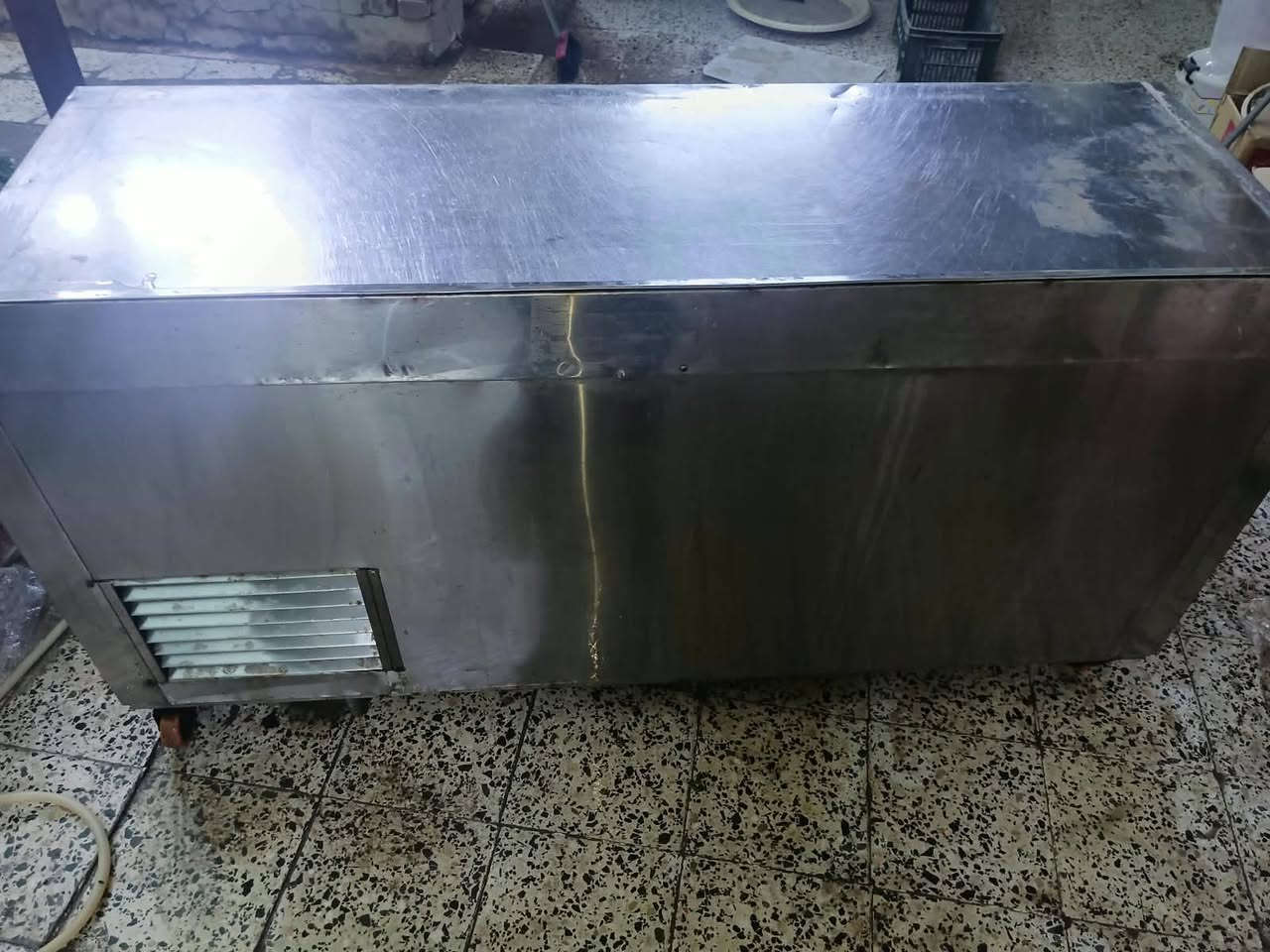 ميز ستال ستيل عدد 2 مقاوم للصدأ قياس كما موضح في الفديو سعر الواحد 200 الف مكاني بغداد العبيدي للاتصال ***********
