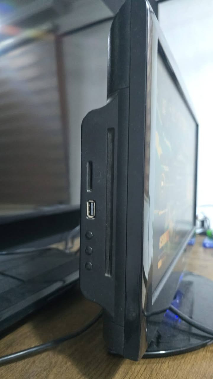 سلام عليكم شاشه حجم 19 انج بي تقنيه LCD معه مشغل اقراص DVD الشاشه بي دقه 1080P و 60HZ الشاشه ما بيه بكسل محروك ولا سواد الشاشه صورته نضيفه ملاحضه مشغل الاقراص غير مفحول فه ما اعرف اذا شغال او لا مكاني بغداد كراده داخل توصيل ما عندي سعر 75 وبي مجال اي استفسار راسلني ***********
سلام عليكم شاشه حجم 19 انج بي تقنيه LCD معه مشغل اقراص DVD الشاشه بي دقه 1080P و 60HZ الشاشه ما بيه بكسل محروك ولا سواد الشاشه صورته نضيفه ملاحضه مشغل الاقراص غير مفحول فه ما اعرف اذا شغال او لا مكاني بغداد كراده داخل توصيل ما عندي سعر 75 وبي مجال اي استفسار راسلني ***********
وتدلل
