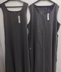 صداري مدرسيه جديده للبيع xl والثانيه 5xl صدريه الوحده ب٣٠ الف وبيهه مج...
