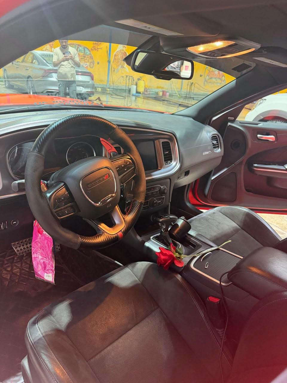 دوج جارجر مديل 2020 السيارة RT هيمي 5700
فول مواصفات عدا الرادار  الامامي 
فتحة سقف
رادار خلفي جانبي
مري قلاب عند الرجوع+ تدفئة
ستيرن تدفئة 
ستيرن كهرباء
داخل كنتاره
خزن ميموري  
كشنات كهرباء + تدفئة وتبريد
السيارة ماشية 41ألف
سماعات صوت الباين   
السيارة عليها جكات S2
السيارة عليها برمجة 
السيارة وارد كندي حادثها فقط الدعامية الامامية بدون ايرباك بدون تبديل حتى الراديتر نفسه من الحادث وبيها رصعة بلتكمة اثر التحميل  والصور مرفقة فقط اجه بيها كلير  قطعة بشرط لامفتوح ولامبدلات السيارة مكانها السماوة رقمها بغداد بأسمي شرط التحويل تجي وتشوف السيارة وتشلع عيوني

السعر 🟩علق ستصل لك رسالة تتضمن السعر 

 هذا رقمي  ***********
