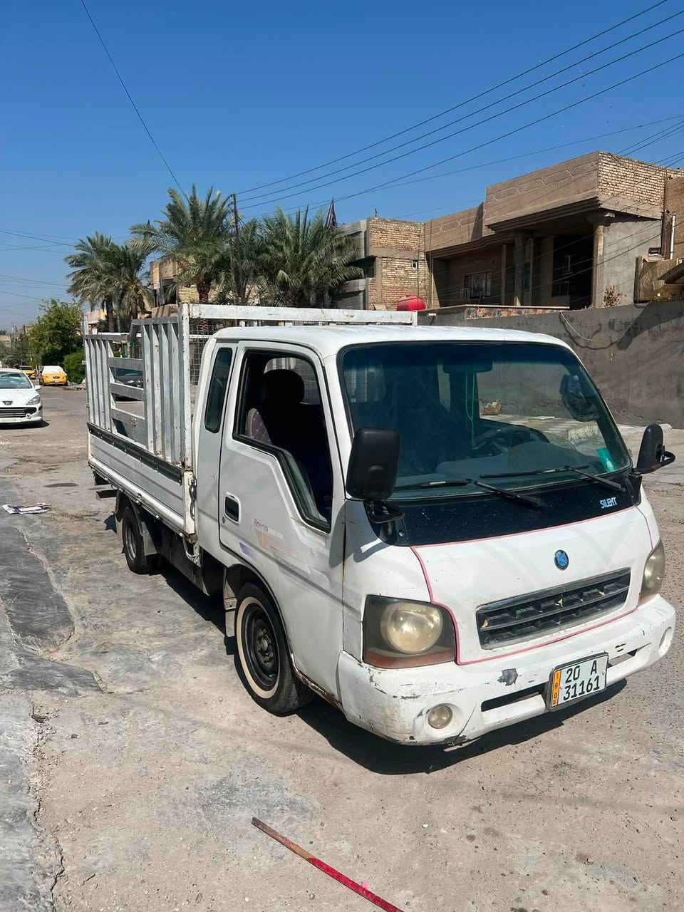السلام عليكم كيا ام عيون موديل 2002 باسمي سيارة بلادية ما عده الدوس رقم جديد سنويه جديدة تخم تاير حداده مشط باور كله كارتون مكان بغداد حي الرئاسة السعر 68 رقم ***********
