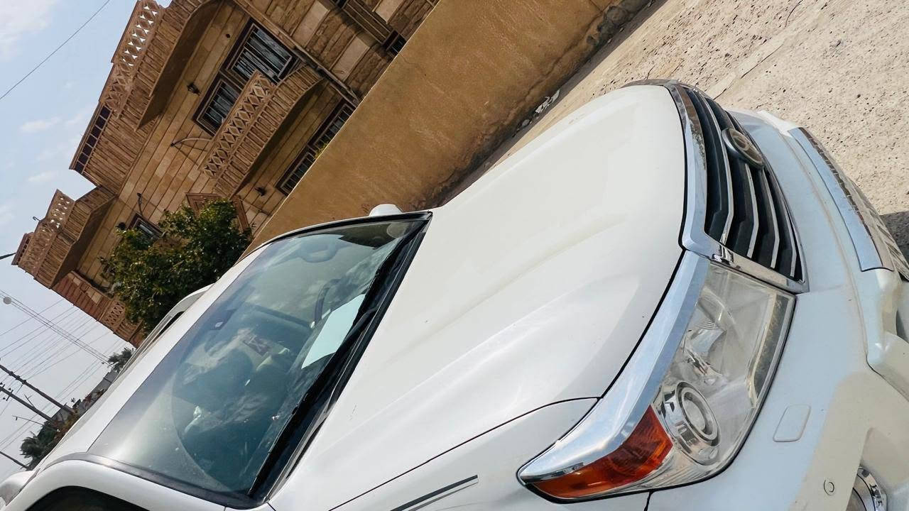 VXR 2014
الممشه 160 كيلو 

رقم دهوك مكان السيارة ديالى 

385 وبيها مجال
***********
