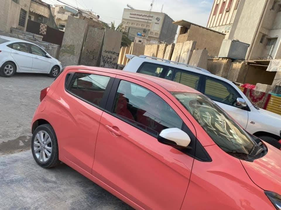 للبيع سياره لون وردي نوع سبارك شوفرليت وارد امريكي اربع ابواب نظيفه جدا 2018 ماشيه 35 الف
رقمه بغداد مكانها / واسط الصويره 
السعر/35 ورقه
للبيع سياره لون وردي نوع سبارك شوفرليت وارد امريكي اربع ابواب نظيفه جدا 2018 ماشيه 35 الف
