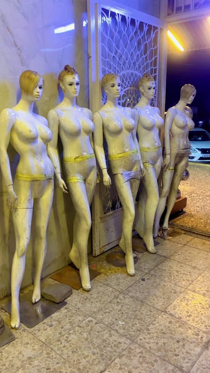 مليكانات • ١١ قطعة