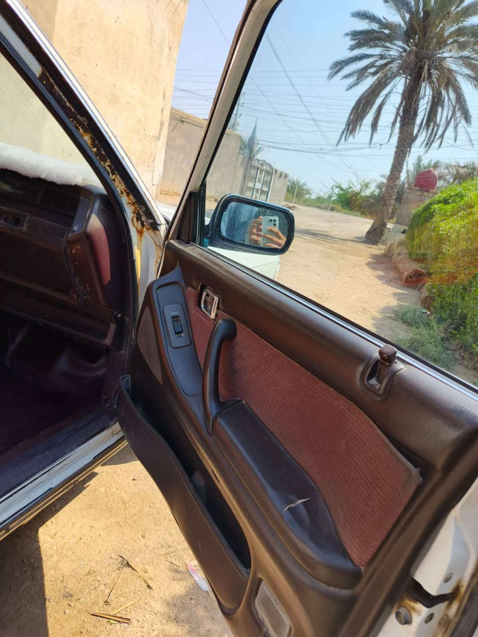 سيدان • مكينة 2500 • بدون تحوير