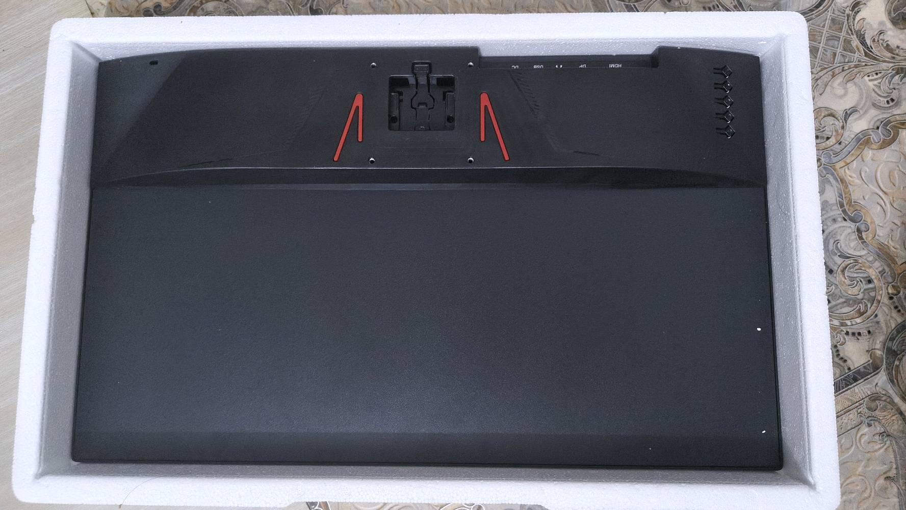 مونيتر
  حجم 24 انش
 بدقة FHD
IPS180hz
منفذDP ومنفذ Hdmi  كيبلDPموجود مع الشاشة
شاشة مستخدمه اسبوعين وبعدهي ب ضمان سنة
سعرها 160 وبيها مجال ما عندي توصيل