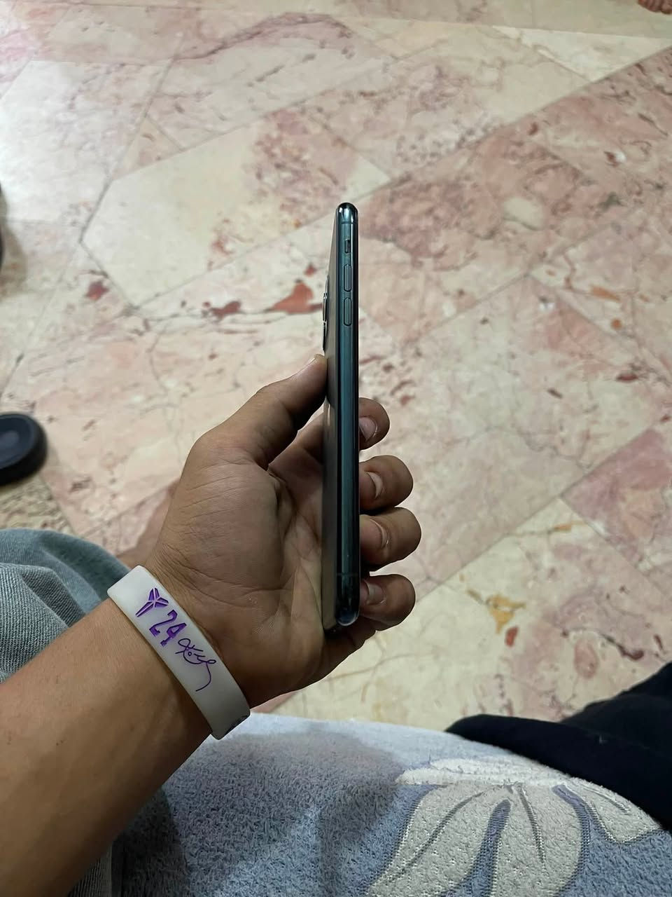 سلام عليكم. للبع ١١بروه ماكس امبدال شاشه اصليه شرط الفحص ذكر ٦٤الجها زلغ مابيه سعر ٢٣٠او بي مجال حك الجيه مكان بغداد الدوره حي الحسن ***********
