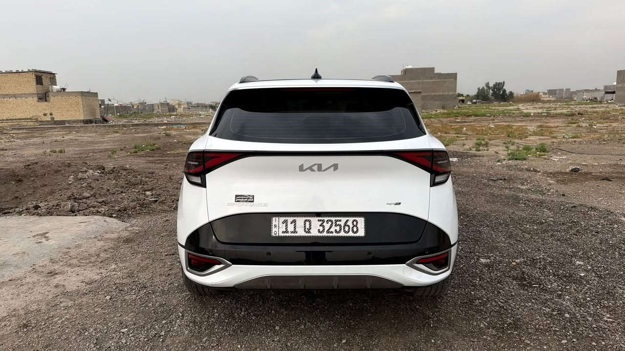 للبيعKia Sportage GT-Line 2024
خليجي
موديل 2024
GT-Line فل أوبشن
السيارة نظيفة ومواصفاتها عالية
الممشى: 30 ألف كم تقريباً
التفاصيل والضرر موضحة بالصور.

السعر: 230 وبيها مجال بسيط للشراي 
للاستفسار ***********
