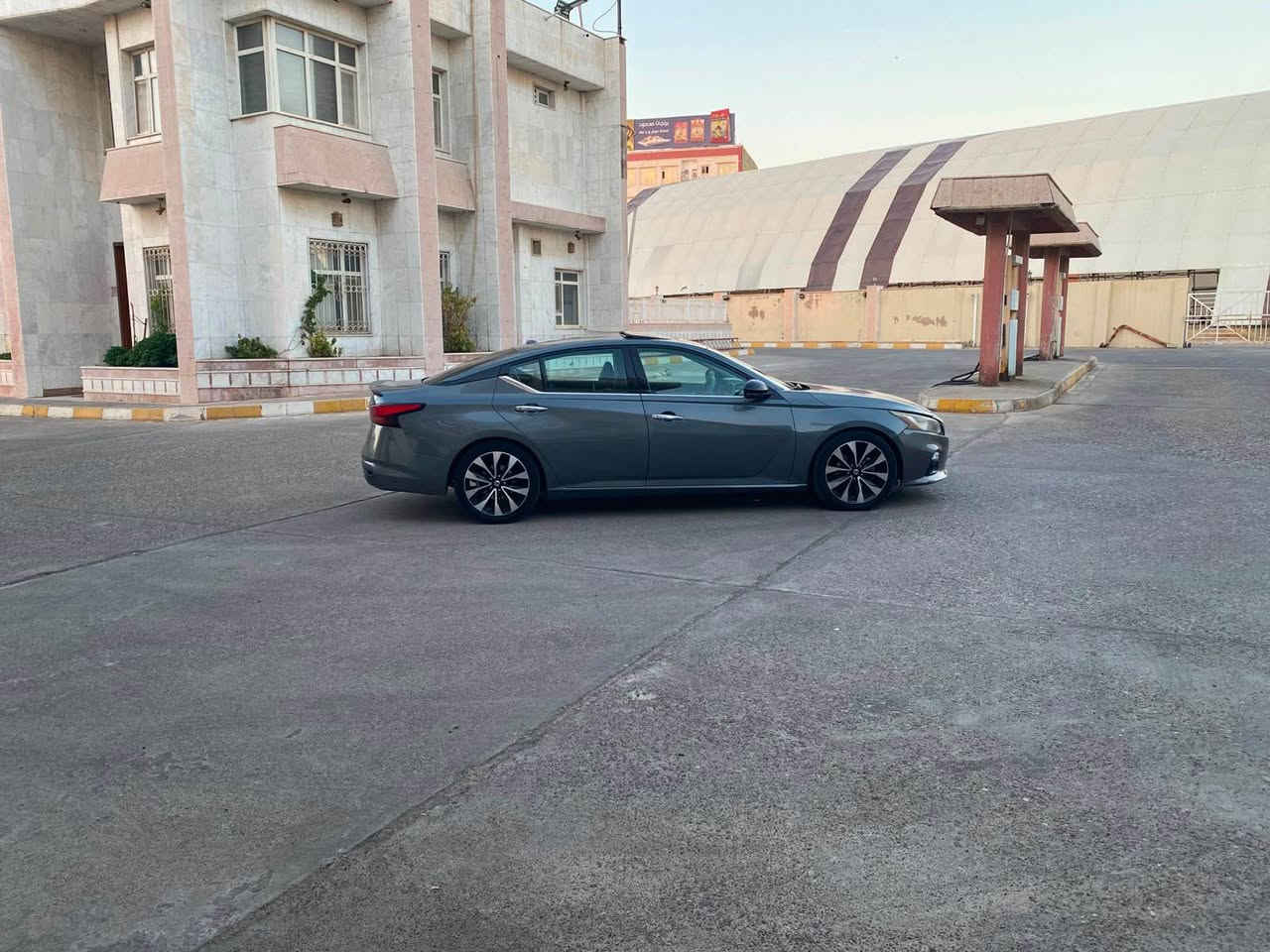 السلام عليكم 
للبيع نيسان التيما موديل 2019
رقم دهوك بسمي تحويل وكاله بشرط سنويه جديد
سعر 117 ورقه 
مكينه وكير وتبريد كله بشرط وين ماتريد افحص
محرك 2500 المرغوب اربعه سلندر
مواصفات  SL   الفول فول
سلايت فتحه
كشن هيتر ستيرن هيتر
كشن جلد كشنات امامي كهرباى
رادار امامي وخلفي وجانبي كله شغال 
تبريد قطعتين
بصمه 
ابواب بصمه 
صندوق بصمه
داخل فورميكه
سماعات بوش
تحديد سرعه
تشغيل عن بعد 
شاشه وكاميرا
ماشيه 85 ميل
وبعد بيها مواصفات 
سيارا بيها قطعتين بولينت وجاملغ صبغ بدون دواخل شرط رقم شاصي موجود مع صور
سيارا احلى من صور سيارا نظيفه ما بيها مصرف
حجر كزوز بشرط
هاتف كورك *********** واتساب
هاتف كورك *********** واتساب
عنوان سياره قضاء عقرة بعيده عن اربيل وموصل ساعه Singapore

