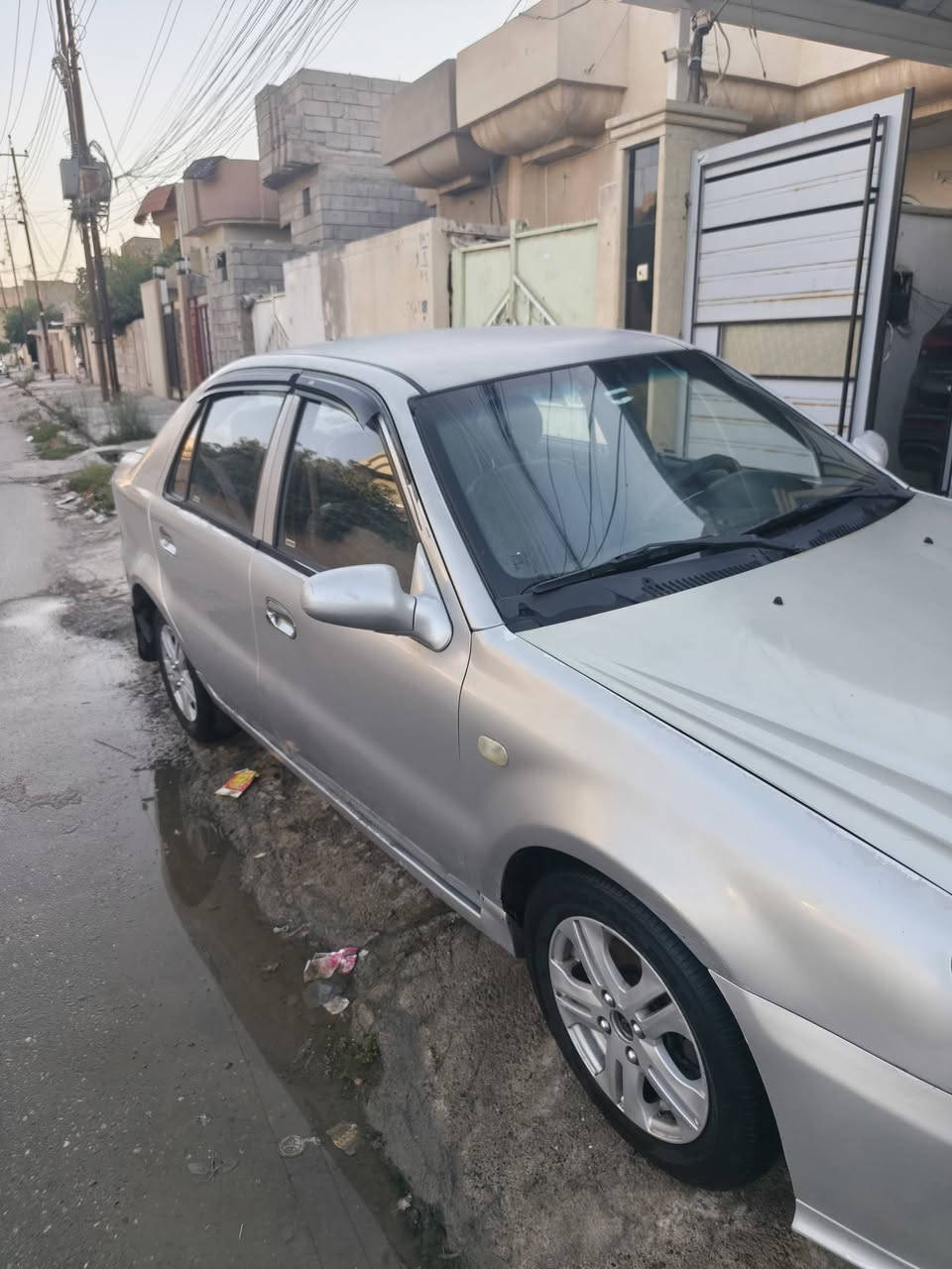 السلام عليكم 

سي كي (توماتيك) رقم بغداد مكينة شرط عمرتها كامل على ايدي قبل شهر كير شرط كهربائيات شغالة صبغ احزام وبيها تقحيل كدام العين 
للبيع بل نقد والقسط  
للتواصل ***********
