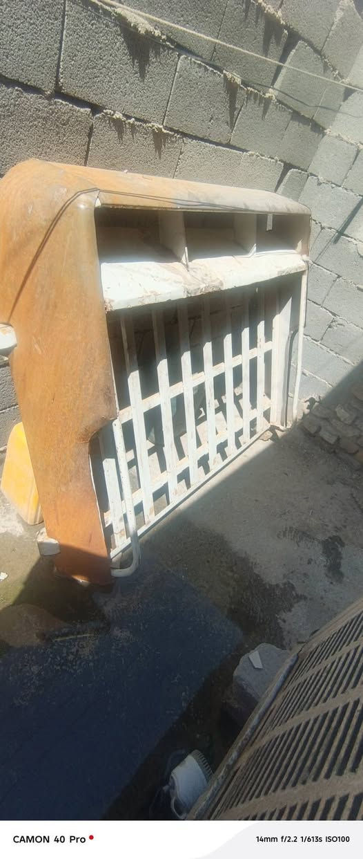عگال، هينو عمل القطع  وياه  ومفصلات. بس ماملحومات
السعر٢٥٠الف 
العنوان بغداد
***********
